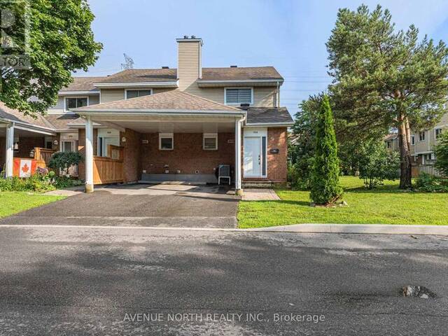 - - 104 BANNERHILL PRIVATE Ottawa Ontario, K1V 0T3 - 3 Bedrooms Condo For Sale