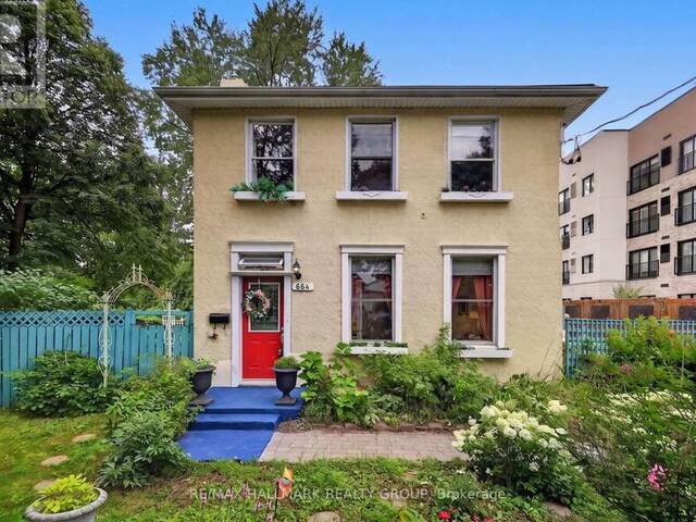 664 CENTER STREET Ottawa Ontario, K1K 2N9 - 3 Bedrooms Home For Sale