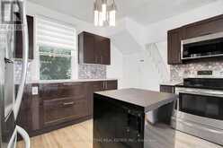 28 MONTAGUE STREET | Smiths Falls Ontario | Slide Image Fifteen