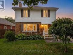 550 WOLFFDALE CRESCENT Ottawa Ontario, K1K 1N5