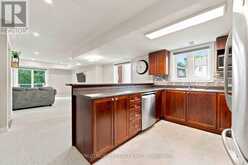 125 TALL PINES PRIVATE | Ottawa Ontario | Slide Image Twelve
