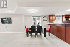 125 TALL PINES PRIVATE | Ottawa Ontario | Slide Image Eight