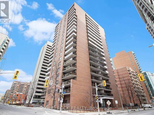 1204 - 475 LAURIER AVENUE W Ottawa Ontario, K1R 7X1 - 1 Bedroom Condo For Sale