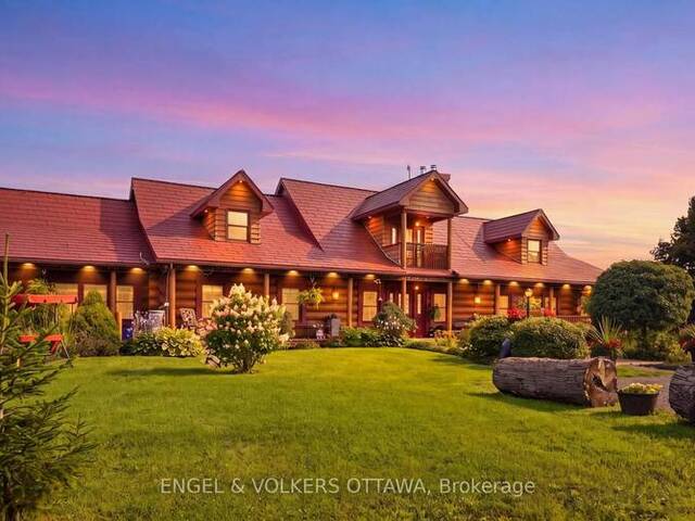 681 MONTÉE LEBRUN SIDE ROAD Casselman Ontario, K0A 1M0 - 5 Bedrooms Waterfront Home For sale