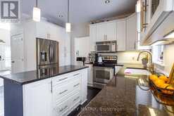 48 DE LA RIVE DRIVE | Embrun Ontario | Slide Image Thirteen