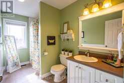 48 DE LA RIVE DRIVE | Embrun Ontario | Slide Image Thirty-two