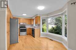 28 WEYBRIDGE DRIVE | Ottawa Ontario | Slide Image Fifteen