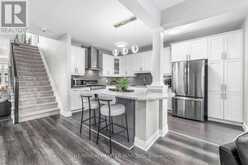 14 SWEETBAY CIRCLE | Ottawa Ontario | Slide Image Fourteen