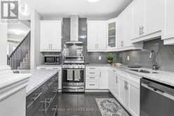 14 SWEETBAY CIRCLE | Ottawa Ontario | Slide Image Sixteen