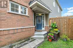 14 SWEETBAY CIRCLE | Ottawa Ontario | Slide Image Five