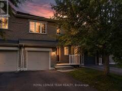 239 TANDALEE CRESCENT Ottawa Ontario, K2M 0A2