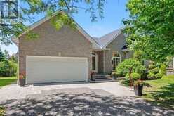 17 WARNOCK COURT | Ottawa Ontario | Slide Image Two