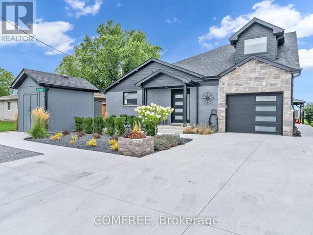 1007 LAKESHORE PARK Belle River Ontario, N8L 0G3 - 2 Bedrooms Waterfront Home For sale