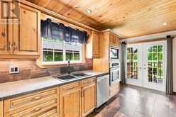 261 LACOURSE LANE | Lanark Highlands Ontario | Slide Image Fifteen
