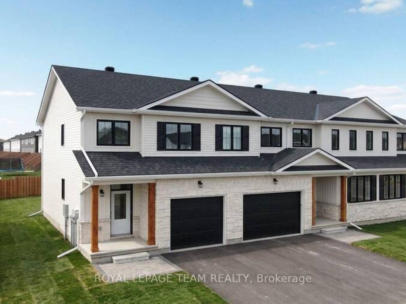 145 DOCTOR AGNES CRAINE DRIVE, Smiths Falls, Ontario K7A 0B8