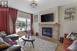 225 SUNSET CRESCENT | Russell Ontario | Slide Image Seven