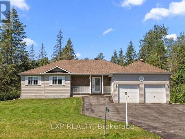 113 GREY FOX DRIVE Ottawa Ontario, K0Z 1L0 - 2 Bedrooms Home For Sale