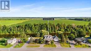 1436 NOTRE DAME STREET | Embrun Ontario | Slide Image Seven