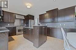 622 ANJANA CIRCLE | Ottawa Ontario | Slide Image Thirteen