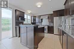 622 ANJANA CIRCLE | Ottawa Ontario | Slide Image Fifteen