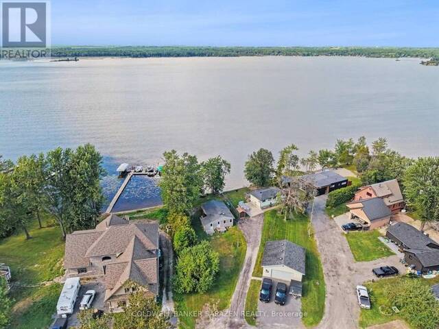 33 B OAKDALE LANE Renfrew Ontario, K7V 3Z8 - 3 Bedrooms Waterfront Home For sale