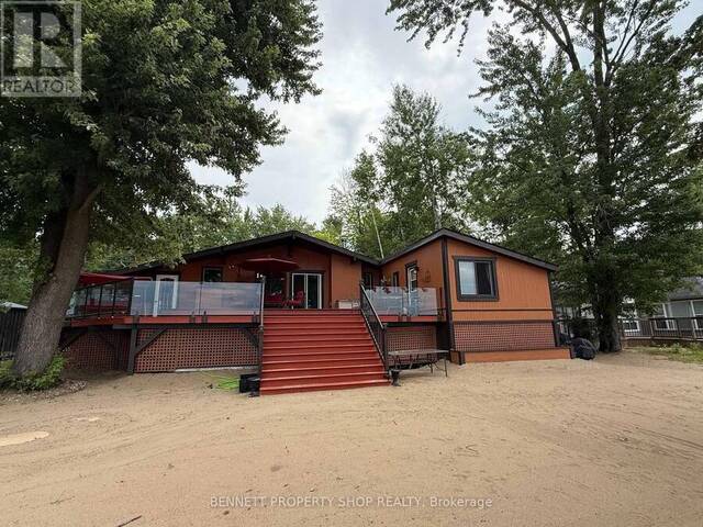 4240 ARMITAGE AVENUE Ottawa Ontario, K0A 1T0 - 3 Bedrooms Waterfront Home For sale