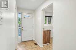 1747A LAMOUREUX DRIVE | Ottawa Ontario | Slide Image Three
