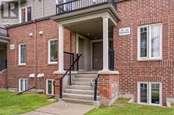 270 ESPIN HEIGHTS | Ottawa Ontario | Slide Image Three