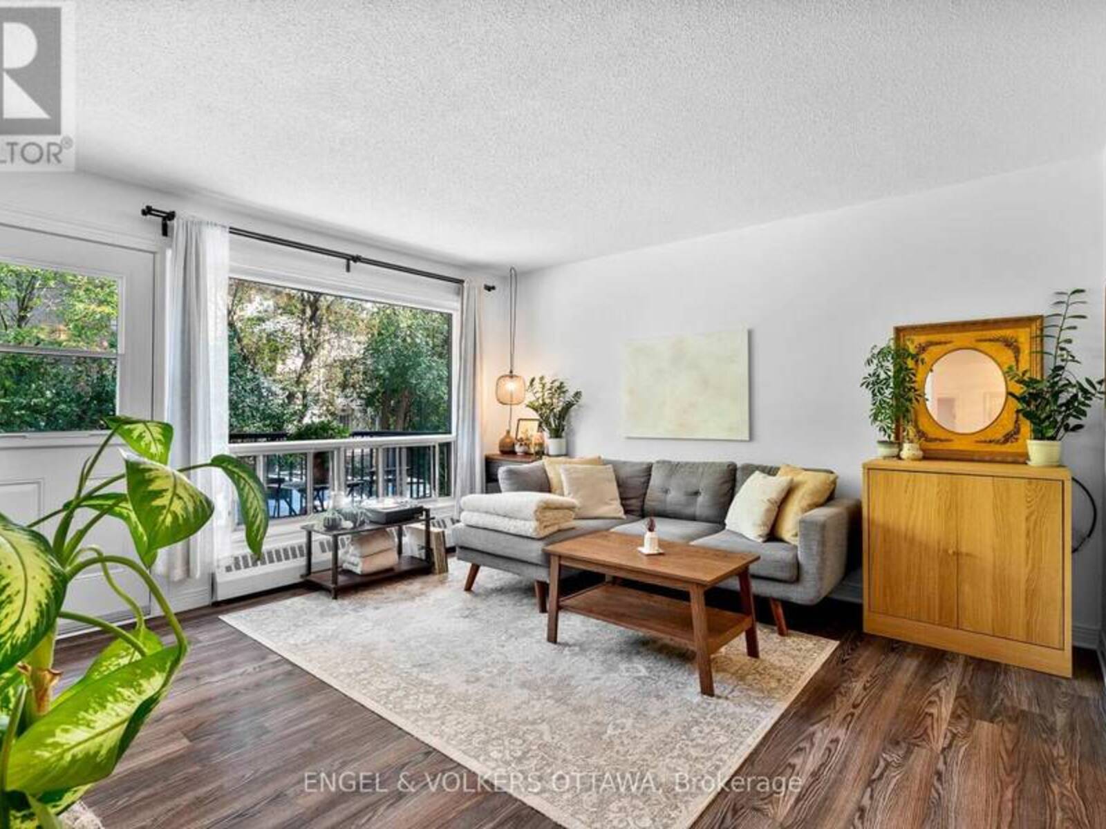 11 - 270 BEECHWOOD AVENUE, Ottawa, Ontario K1L 8A6