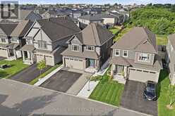 275 TROLLIUS WAY | Ottawa Ontario | Slide Image Four