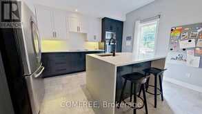 48 STATION TRAIL | Russell Ontario | Slide Image Ten