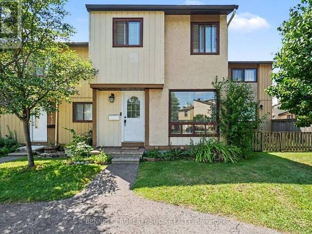 1439 BETHAMY LANE Ottawa Ontario, K1J 8P7 - 3 Bedrooms Condo For Sale