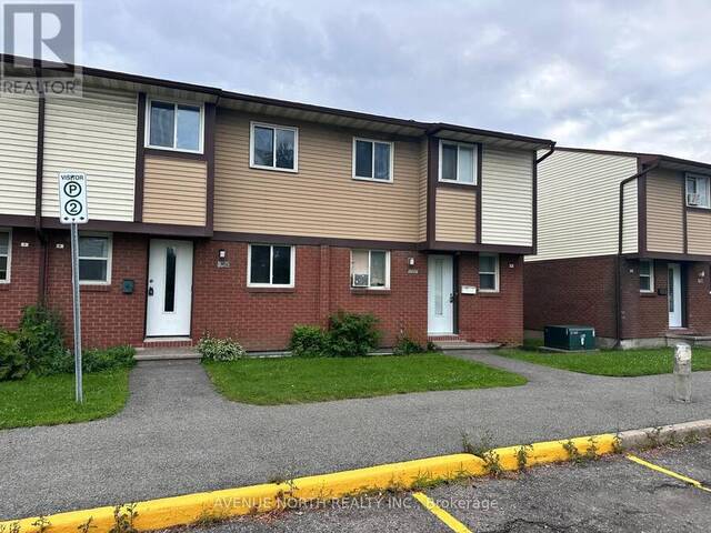 1352 FOXWELL STREET Ottawa Ontario, K1B 5J2 - 3 Bedrooms Condo For Sale