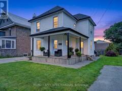 57 SMITHS FALLS AVENUE Smiths Falls Ontario, K7A 3B2