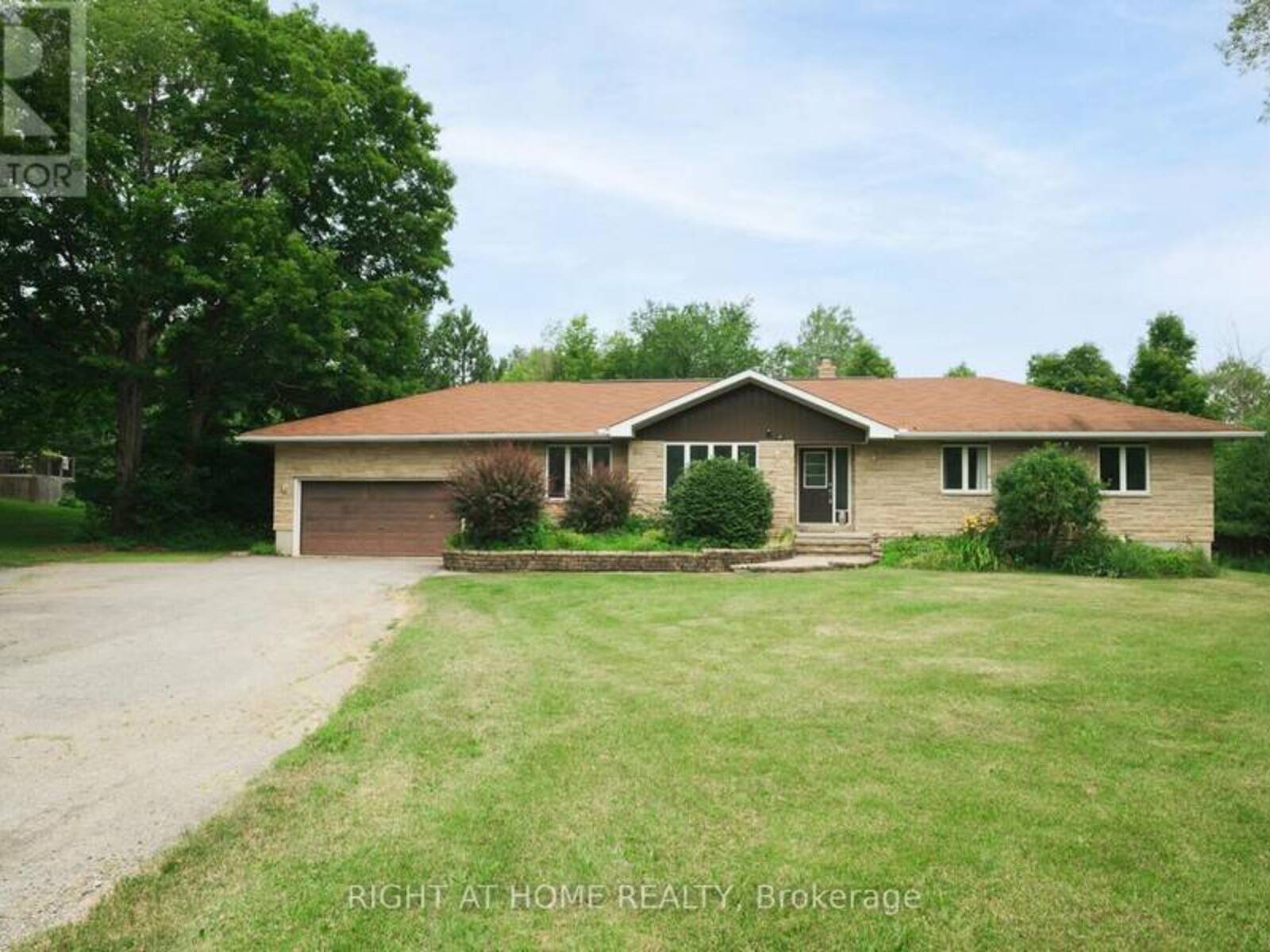 306 LYNX HOLLOW DRIVE, Mississippi Mills, Ontario K0A 2X0