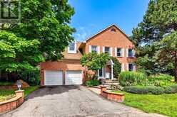 9 KINTAIL COURT | Ottawa Ontario | Slide Image One