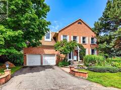 9 KINTAIL COURT Ottawa Ontario, K2S 1G8
