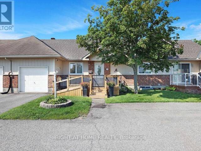 527 PUMPKIN PATCH PRIVATE Ottawa Ontario, K0A 2Z0 - 2 Bedrooms Condo For Sale