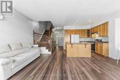 230 BADGELEY AVENUE | Ottawa Ontario | Slide Image Ten