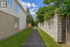 141 GLADEVIEW PRIVATE | Ottawa Ontario | Slide Image Forty-eight
