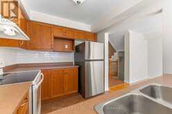 308 ESPIN HEIGHTS | Ottawa Ontario | Slide Image Fifteen