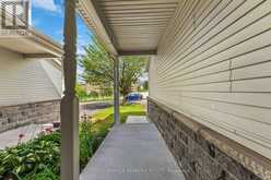 308 ESPIN HEIGHTS | Ottawa Ontario | Slide Image Three