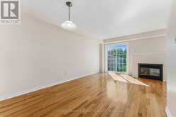 308 ESPIN HEIGHTS | Ottawa Ontario | Slide Image Eight
