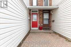15 JANSEN ROAD | Ottawa Ontario | Slide Image Four