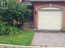 17 HEARTLEAF PRIVATE | Ottawa Ontario | Slide Image Two