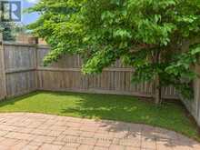 17 HEARTLEAF PRIVATE | Ottawa Ontario | Slide Image Four