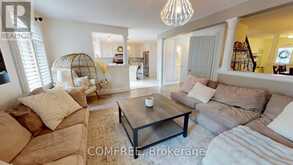 723 MUNICH CIRCLE | Waterloo Ontario | Slide Image Six