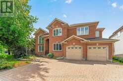 35 BLACKSHIRE CIRCLE | Ottawa Ontario | Slide Image Two