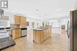 35 BLACKSHIRE CIRCLE | Ottawa Ontario | Slide Image Fifteen