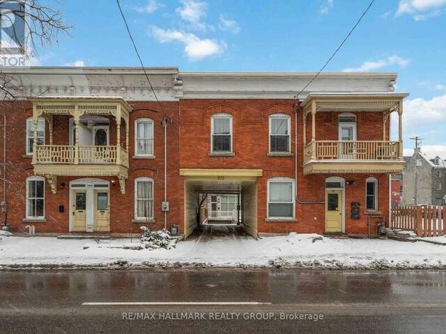 15 - 202 ST PATRICK STREET Ottawa Ontario, K1N 5K3 - 1 Bedroom Condo For Sale